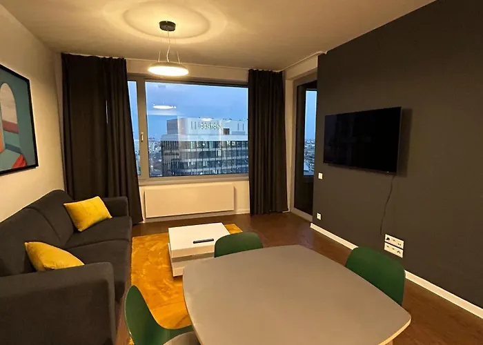 아파트 Sky Park Tower 1, 22 Level, Downtown Centrum, Adress In Town, Parking Included *